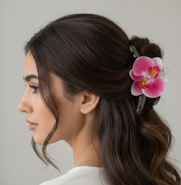 Pink Flower Hair Clutcher – Elegant & Feminine Touch